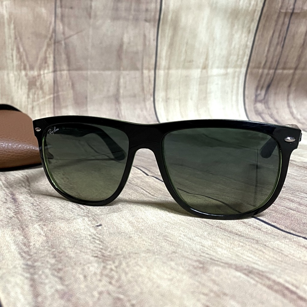 Ray-Ban RB4147 Boyfriend 56mm
